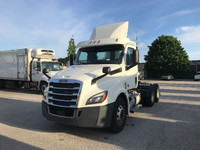 2019 FREIGHTLINER T12664ST;Heavy Duty Trucks - CONVENTIONAL W/O SLEEPER Penske Location 632 BELGRAVE... (image 2)