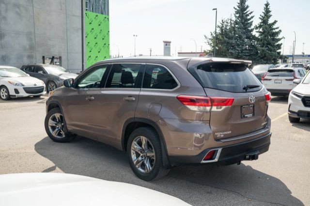 2018 Toyota Highlander Limited in Cars & Trucks in Edmonton - Image 3