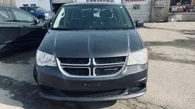 2017 Dodge Grand Caravan Canada Value Package, FWD, 4 DOORS, SINGLE OWNER, NO ACCIDENT, CLEAN CARFAX...