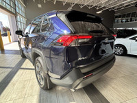 POWER LIFTGATE, SMART DEVICE INTEGRATION, LANE DEPARTURE WARNING Prepare for a ride that prioritizes... (image 6)
