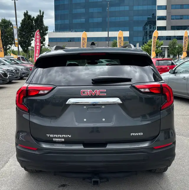 Gmc Terrain SLE AWD 2018 in Cars & Trucks in Laval / North Shore - Image 6