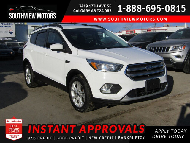 2017 Ford Escape SE ECO-BOOST B.CAMERA/SYNC/H.SEATS/NO ACCIDENTS in Cars & Trucks in Calgary