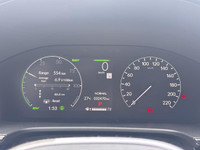 // JAMAIS ACCIDENTÉ! // // UN SEUL PROPRIÉTAIRE // // EXCELLENTE CONDITION! //Le Honda CR-V Hybrid T... (image 6)