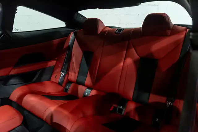 2024 BMW M4 Competition M xDrive Coupe | Premium | Freins M in Cars & Trucks in City of Montréal - Image 17