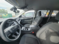 *Heated Seats, Heated Steering Wheel, Apple CarPlay, Android Auto, Wi-Fi!* Thanks to its famous off-... (image 3)
