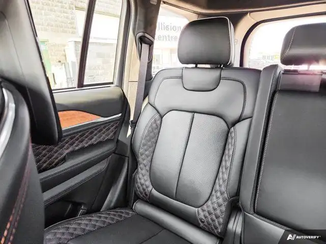 2022 Jeep Grand Cherokee 4xe Summit Reserve | Demo | Leather in Cars & Trucks in Guelph - Image 14