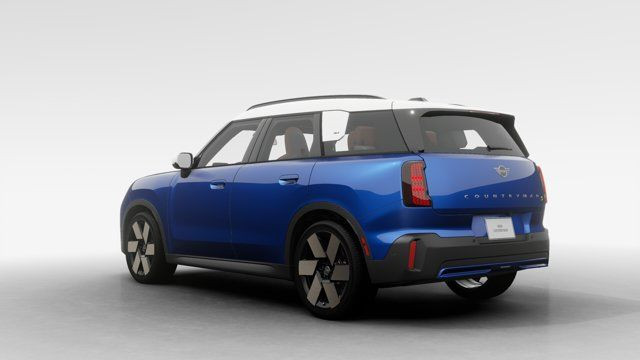 2025 MINI Countryman SE in Cars & Trucks in Laval / North Shore - Image 2