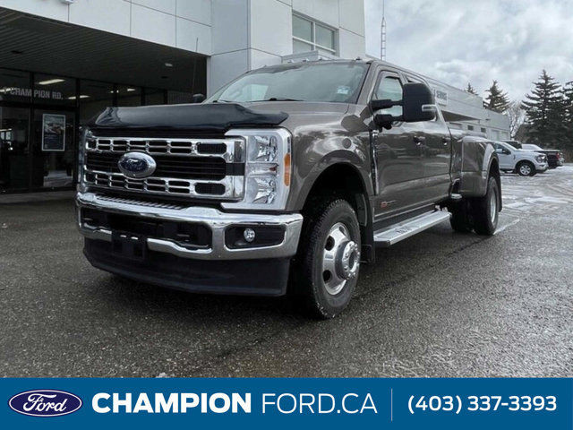  2023 Ford Super Duty F-350 DRW XLT in Cars & Trucks in Calgary