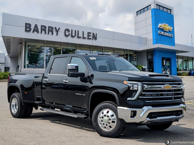 2025 Chevrolet Silverado 3500HD in Cars & Trucks in Guelph