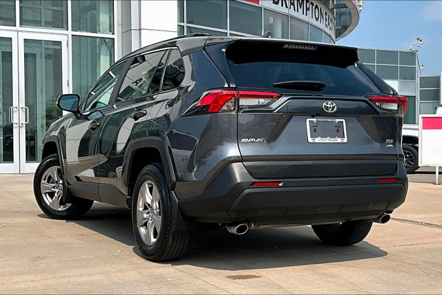 2022 Toyota RAV4 XLE AWD in Cars & Trucks in Mississauga / Peel Region - Image 4