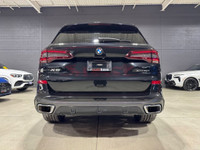 Black Sapphire Metallic Exterior On Black Vernasca Leather. Single Owner, Off Lease, No Accidents, F... (image 3)