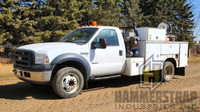 Ford F-550 XL Service Lube Utility Truck