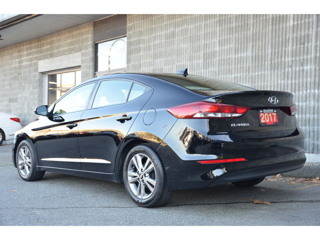  2017 Hyundai Elantra 4dr Sdn Auto GL/Bluetooth/Back-up Camera in Cars & Trucks in Burnaby/New Westminster - Image 4