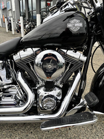 2005 Harley-Davidson SOFTAIL DELUXE in Street, Cruisers & Choppers in Delta/Surrey/Langley - Image 3
