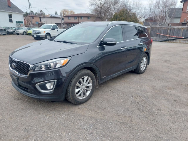 2017 Kia Sorento AWD 4dr LX Turbo in Cars & Trucks in Oshawa / Durham Region - Image 2