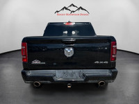 VERY CLEAN ONE OWNER RAM 1500 CREW CAB! COMES WITH A 5.7 HEMI V8, HEATED /VENTILATED LEATHER BUCKET... (image 6)