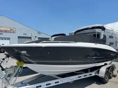 2024 Monterey 224FS Merc 250hp Bravo 3, Seadeck swim platform , Trailer included. 2024 Monterey 224F...