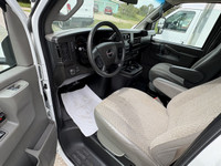 CAN LEASE, 2023 GMC SAVANA 12' CUBE VAN, Clean White Exterior, with High Back Bucket Seats, Factory... (image 3)