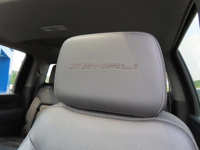 2022 GMC Sierra 2500HD Denali Duramax Diesel 6.6L 4x4 in Cars & Trucks in Regina - Image 4