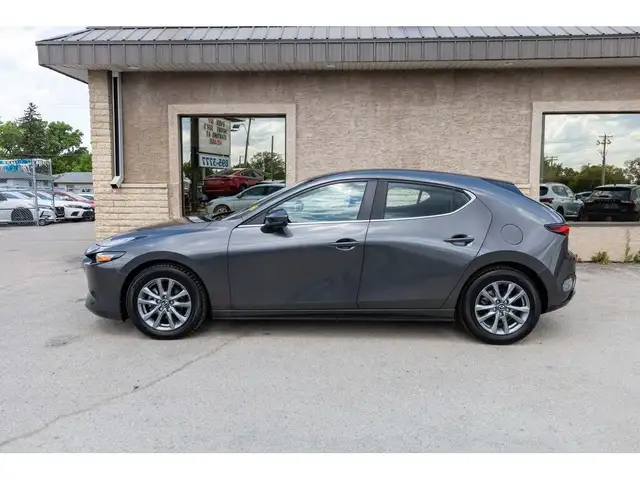 2023 Mazda Mazda3 Sport GX | HTD SEATS | CARPLAY | ONE OWNER CLE in Cars & Trucks in Winnipeg - Image 4