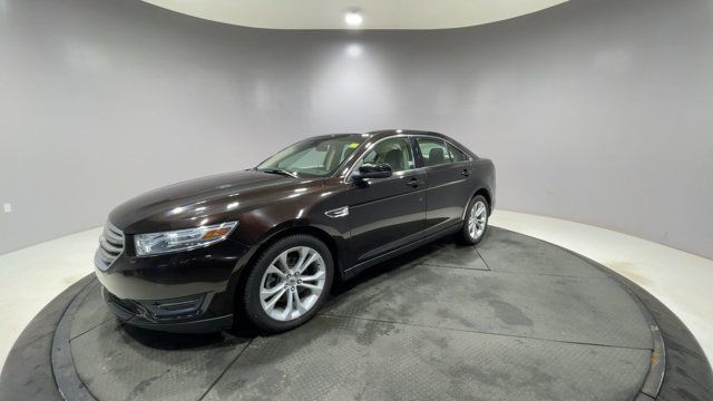 2013 Ford Taurus SEL - CLEAN CARFAX in Cars & Trucks in Strathcona County - Image 4
