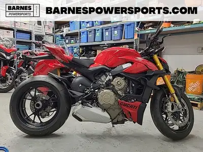 Base MSRP: $31,695Freight/PDI: $1,600Doc Fee: $495Tire Tax: $13Regular Price: $33,803OEM incentives...
