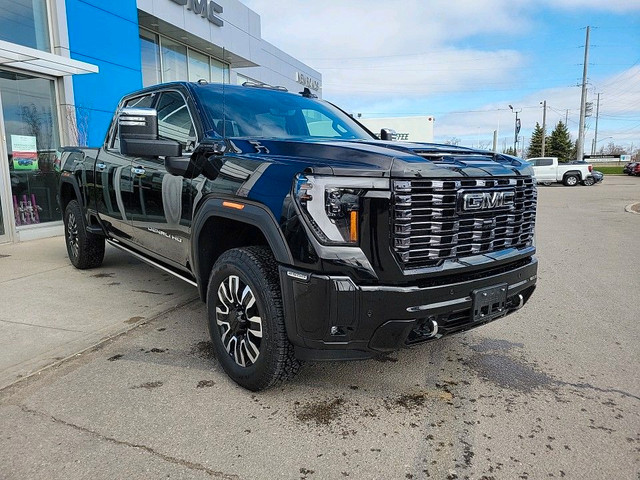 2025 GMC Sierra 2500HD Denali Ultimate in Cars & Trucks in Markham / York Region - Image 3