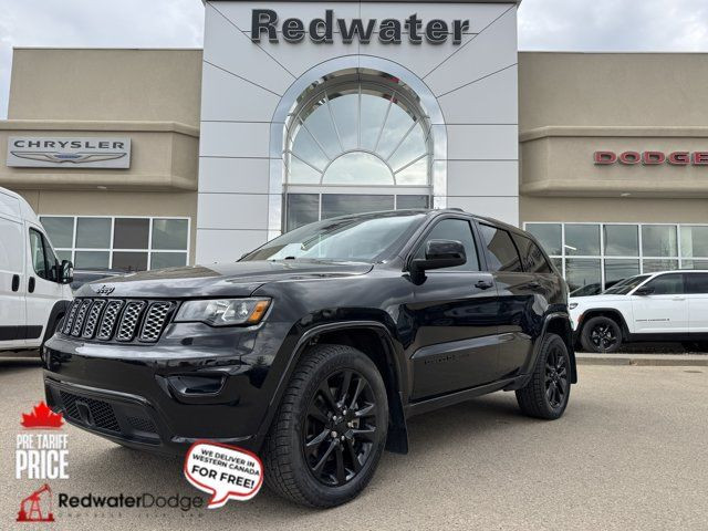 2021 Jeep Grand Cherokee Altitude 4x4 | Low KMs | V6 in Cars & Trucks in Edmonton