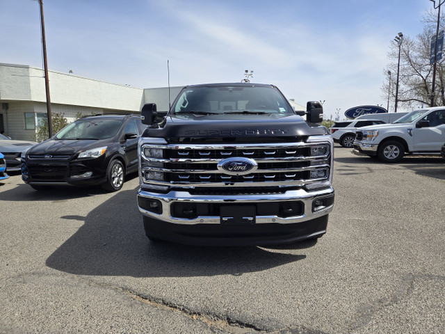 2025 Ford F-350 LARIAT | HITCH PREP PKG | ULTIMATE PKG | 360 CAM in Cars & Trucks in Calgary - Image 2