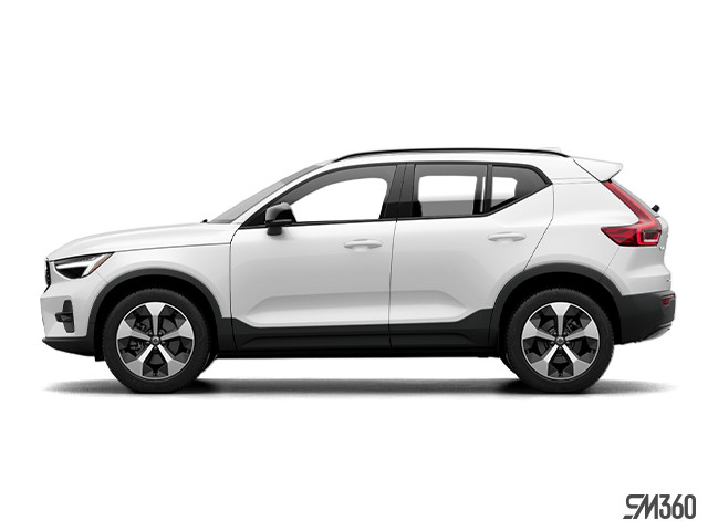  2024 Volvo XC40 B5 AWD Plus Dark Theme in Cars & Trucks in Edmonton