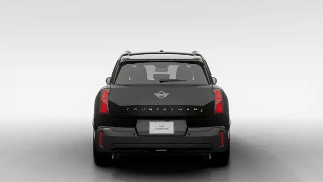 2025 MINI Countryman SE | Premier | Style Favoris | Att in Cars & Trucks in City of Montréal - Image 6