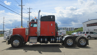 2012 Peterbuilt 388 T/A 6X4 WET KIT SLEEPER TRACTOR