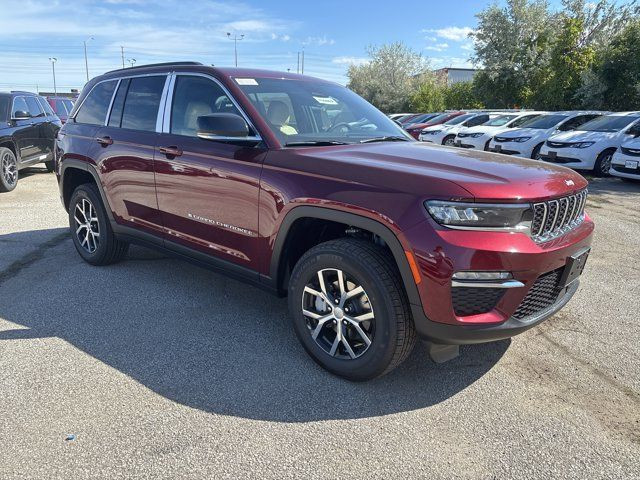2025 Jeep Grand Cherokee Limited in Cars & Trucks in Mississauga / Peel Region - Image 3