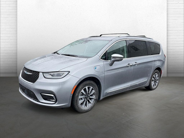  2021 Chrysler Pacifica Hybrid * LIMITED * HYBRIDE * TOIT * DVD  in Cars & Trucks in Longueuil / South Shore