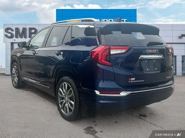 2023 GMC Terrain Denali | AWD | Leather | Sunroof | Nav in Cars & Trucks in Saskatoon - Image 5