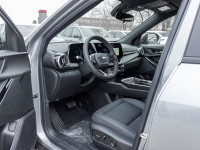 Hands-Free Liftgate | Heated Steering Wheel | Evotex/ Heated Seats | Driver's Safety Alert Seat | Wi... (image 7)