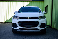 This 2021 Chevrolet Trax is for sale today. This SUV has 87,750 kms. It's white in colour . It has a... (image 3)
