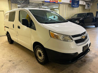 Anti-Lock Brakes;Driver Air Bag;Passenger Air Bag;Security System;Side Air Bag;Traction Control;Powe... (image 5)