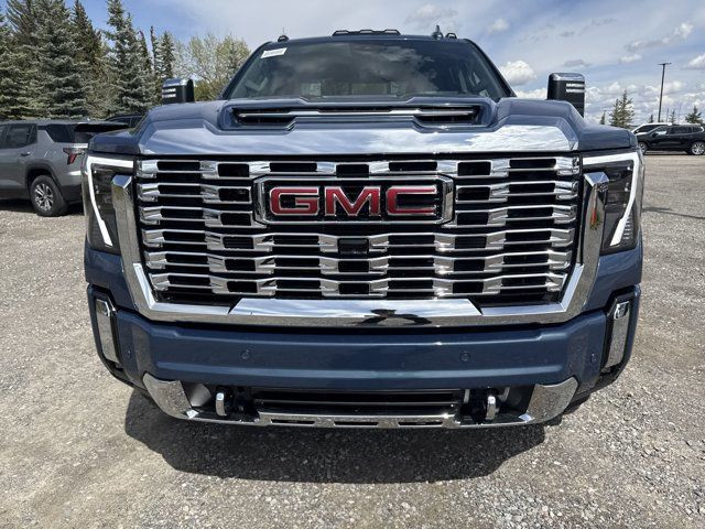 2025 GMC Sierra 3500 HD Denali in Cars & Trucks in Calgary - Image 3