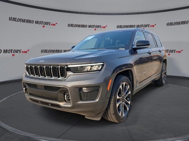 2022 Jeep Grand Cherokee L Overland in Cars & Trucks in Hamilton