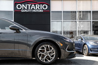 VEHICLE HIGHLIGHTS: BACKUP CAMERA, HEATED SEATS, HD RADIO, 5 PASSENGER, ELECTRIC MIRRORS, ABS, HARD... (image 6)