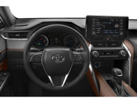 The 2021 Toyota Venza XLE is designed to appeal to drivers who want a premium, fuel-efficient crosso... (image 3)