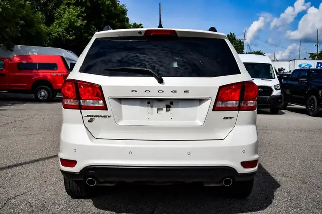 2018 Dodge Journey GT • HEATED LEATHER • NAV • PREMIUM AUDIO in Cars & Trucks in Cornwall - Image 6