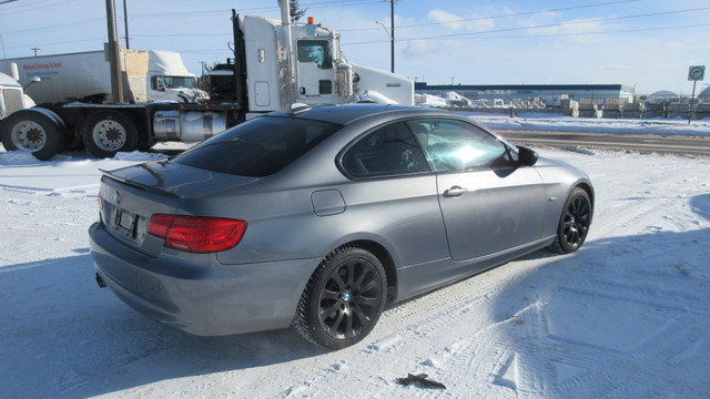 2011 BMW 328 XI AWD 2DR COUPE dans Autos et camions  à Ville d’Edmonton - Image 4