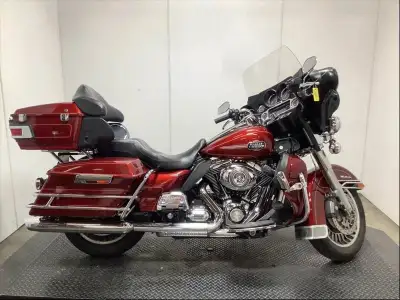 2010 Harley-Davidson Flhtcu Ultra Classic Electra Glide Motorcycle, 1584cc, 96 cubic inch V-Twin, 2...