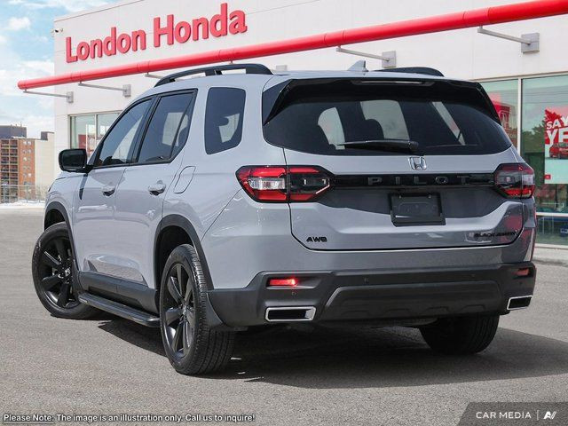 2025 Honda Pilot Black Edition in Cars & Trucks in London - Image 4