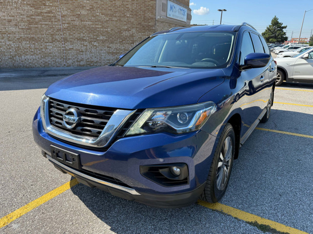 2018 Nissan Pathfinder SV 4x4 in Cars & Trucks in City of Toronto - Image 4