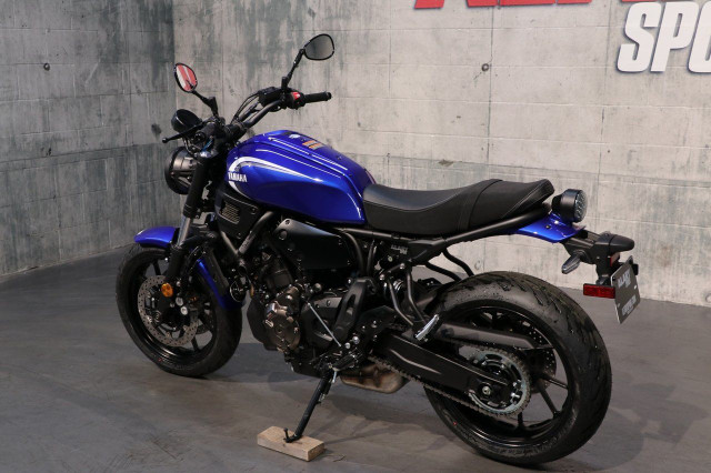 2024 Yamaha XSR700 in Sport Bikes in Ottawa - Image 4