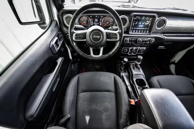 2020 Jeep Wrangler Unlimited Sahara • HEATED SEATS/STEERING • NA in Cars & Trucks in Kingston - Image 15