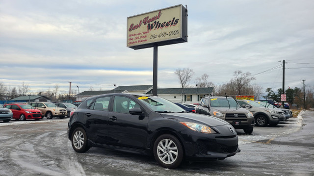 2013 Mazda Mazda3 GS-SKY in Cars & Trucks in Fredericton